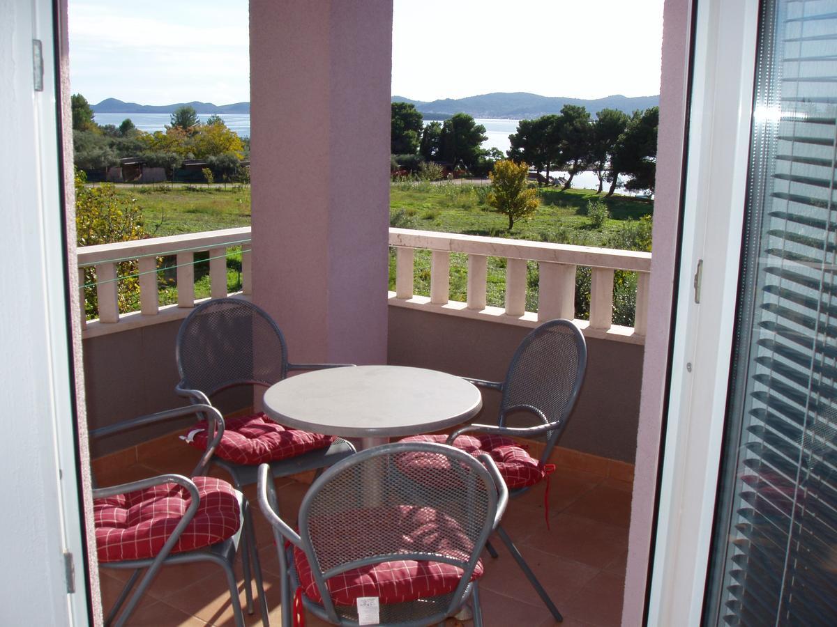 Villa Toni Sveti Filip i Jakov Eksteriør billede